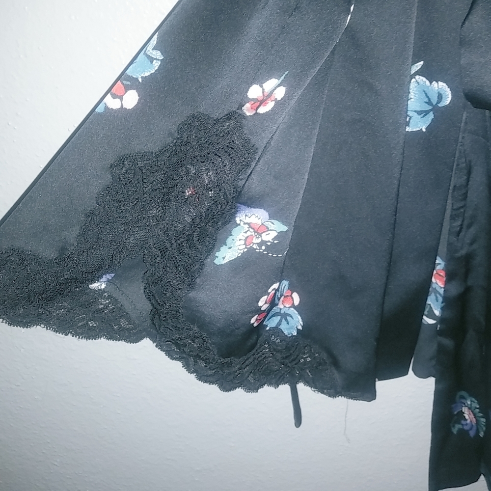 Natori M Satin Belted Asian Vibe Kimono Robe - Picture 5 of 7